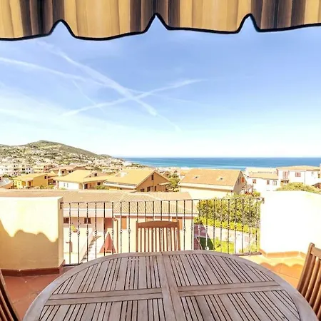 Casa Con Balcone Vicino Al Mare Castelsardo